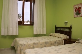 Imagen de la habitación del Apartamentos Acebuche. Foto 2