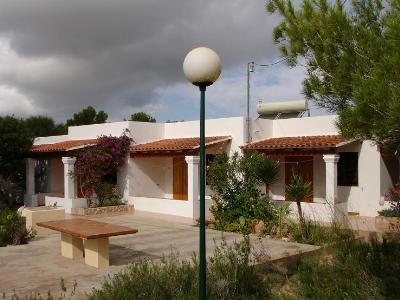 Imagen de los exteriores del Apartamentos Aguamar. Foto 4