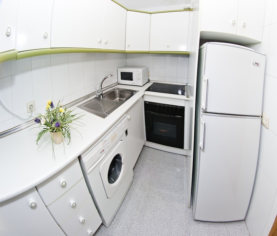 Imagen de la habitación del Apartamentos Aguas Salinas. Foto 2