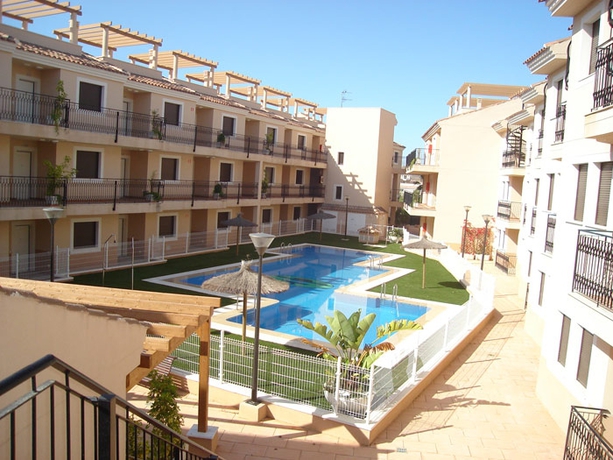 Imagen general del Apartamentos Aguilas De Los Collados. Foto 3