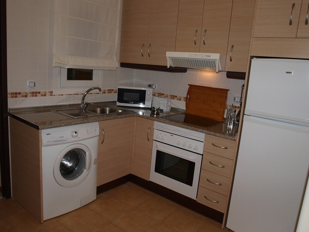 Imagen general del Apartamentos Aguilas De Los Collados. Foto 8