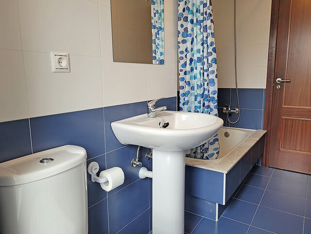 Imagen de la habitación del Apartamentos Aguiño Ribeira 3000. Foto 4