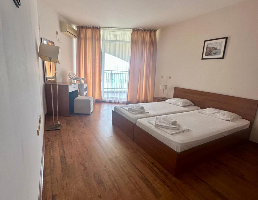 Imagen general del Apartamentos Aheloy Palace. Foto 4