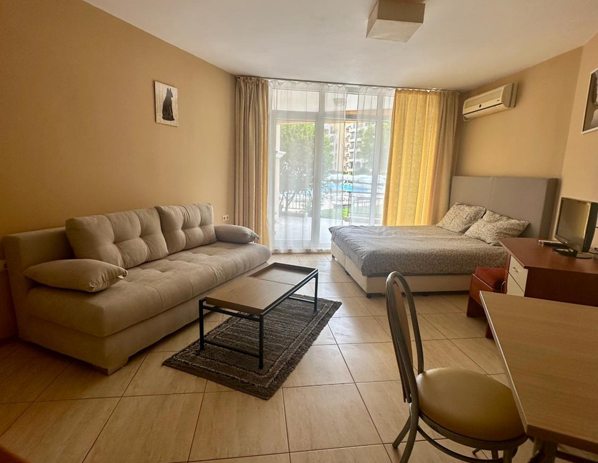 Imagen general del Apartamentos Aheloy Palace. Foto 20