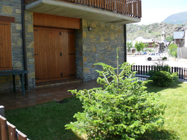 Imagen de los exteriores del Apartamentos Aigüestortes-Baqueira. Foto 7
