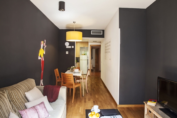 Imagen de los interiores del Apartamentos AinB Eixample-Entença. Foto 11