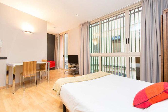 Imagen general del Apartamentos AinB Gothic Studios. Foto 4