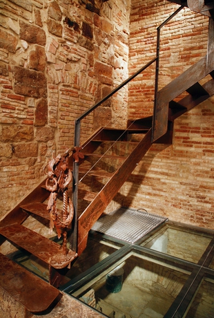 Imagen de los interiores del Apartamentos AinB Gothic-Jaume I. Foto 16