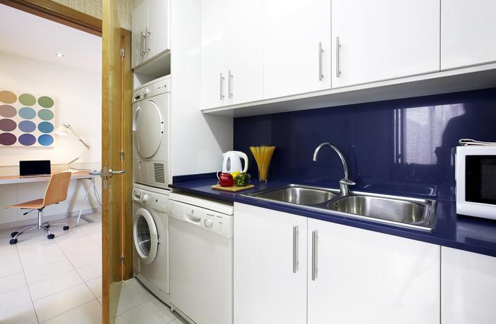 Imagen general del Apartamentos Ainb Diagonal Francesc Macia . Foto 17