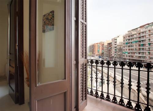 Imagen general del Apartamentos Akira Flats Marina. Foto 2