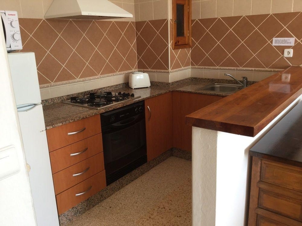 Imagen general del Apartamentos Alba, Bahia San Antonio. Foto 10