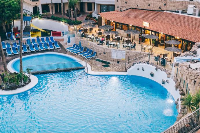 Imagen de la piscina del Apartamentos Albatros Golf del Sur Tenerife. Foto 15