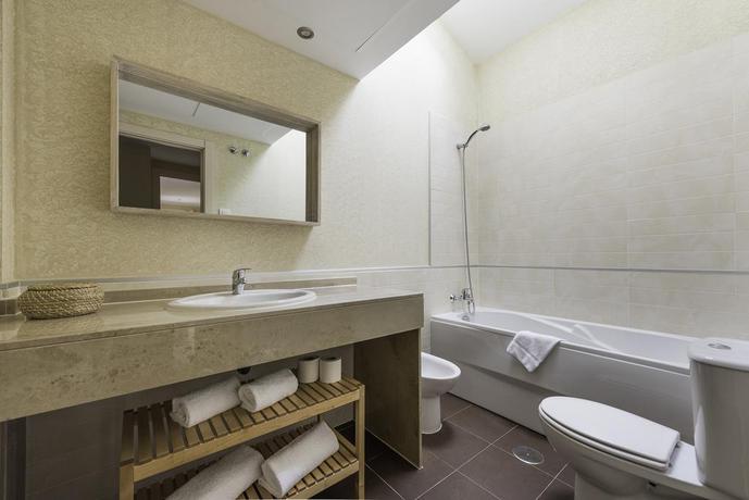 Imagen de la habitación del Apartamentos Albayt Nueva Alcaidesa. Foto 2