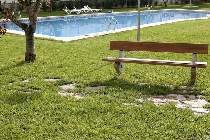 Imagen de la piscina del Apartamentos Albir Confort Estrella Golf. Foto 9