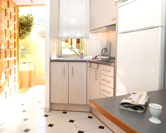 Imagen de la habitación del Apartamentos Albir Hills Apartments. Foto 7