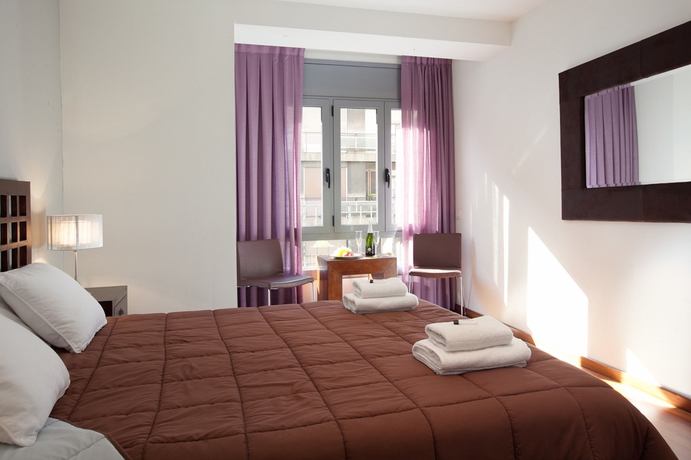 Imagen de la habitación del Apartamentos Alcam Hercules. Foto 3