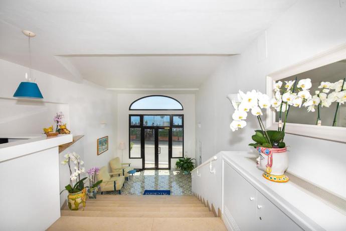 Imagen de los interiores del Apartamentos Alcione Residence. Foto 12