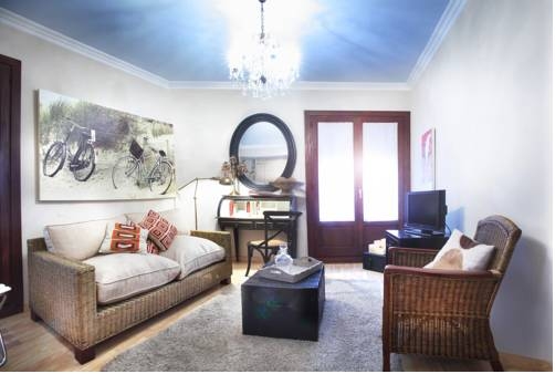 Imagen de los interiores del Apartamentos Alcoba de Baco. Foto 4