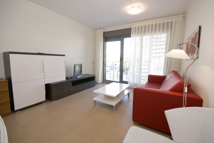 Imagen de los interiores del Apartamentos Alcocebre Suites 3000. Foto 14