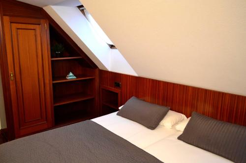 Imagen de la habitación del Apartamentos Alda Santa Cristina, Perillo. Foto 3