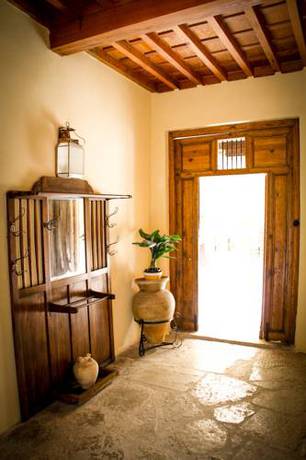 Imagen de los interiores del Apartamentos Alh Patio. Foto 7