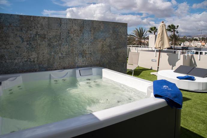 Imagen de los exteriores del Apartamentos Alhambra Boutique By Tam Resorts. Foto 8