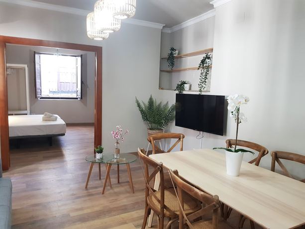 Imagen de la habitación del Apartamentos Alhambra Granada 3000. Foto 9