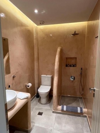 Imagen de la habitación del Apartamentos Alidian Bay Suites Leros. Foto 15