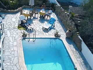 Imagen de la piscina del Apartamentos Alkyonis Studios. Foto 4