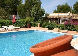 Imagen de la piscina del Apartamentos Allida. Foto 5