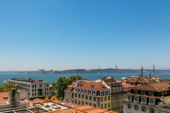 Imagen de los exteriores del Apartamentos Almaria Edifício Da Corte. Foto 9