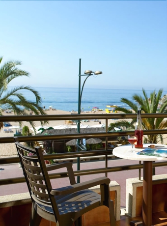 Imagen de la habitación del Apartamentos Almirall Apartaments. Foto 13