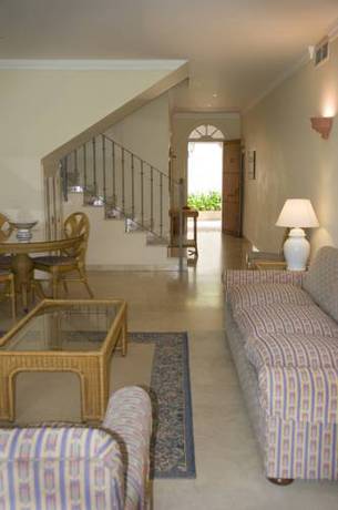 Imagen de la habitación del Apartamentos Aloha Gardens. Foto 3