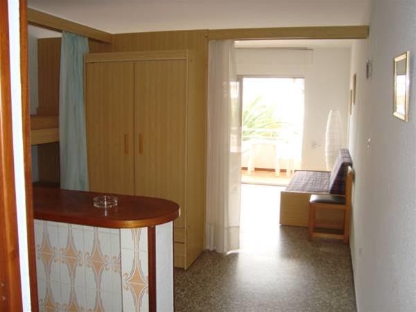 Imagen general del Apartamentos Alpen1 Voramar. Foto 9