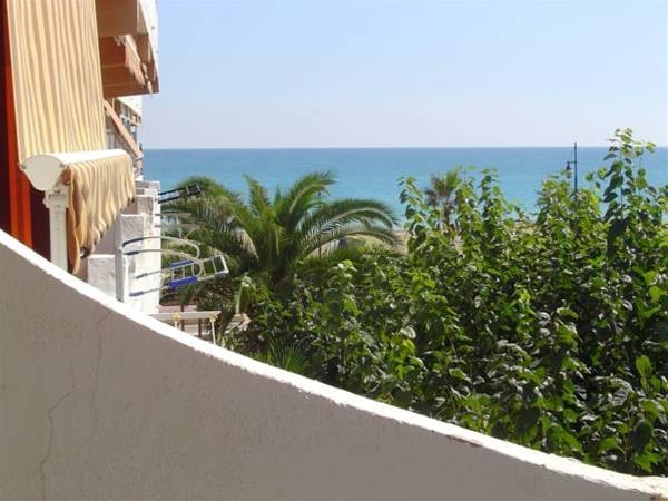 Imagen general del Apartamentos Alpen1 Voramar. Foto 12