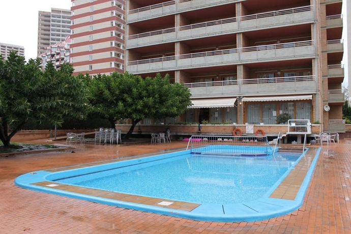Imagen general del Apartamentos Alpha, Benidorm - Playa Levante. Foto 9