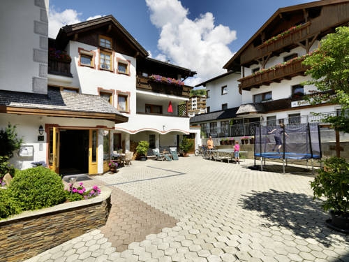 Imagen general del Apartamentos Alpina, Sankt Zeno. Foto 4
