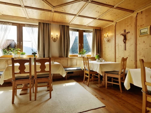 Imagen general del Apartamentos Alpina, Sankt Zeno. Foto 6