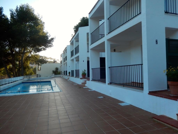 Imagen general del Apartamentos Alta Galdana Playa. Foto 6