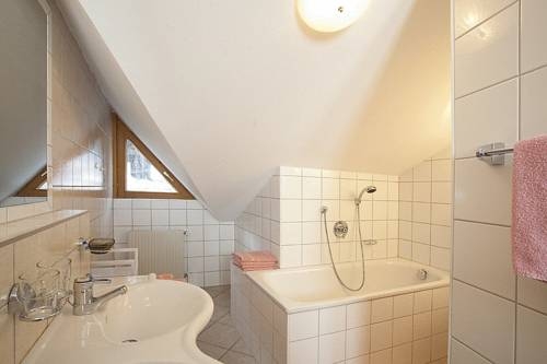 Imagen de los exteriores del Apartamentos Alt-kaisers. Foto 6