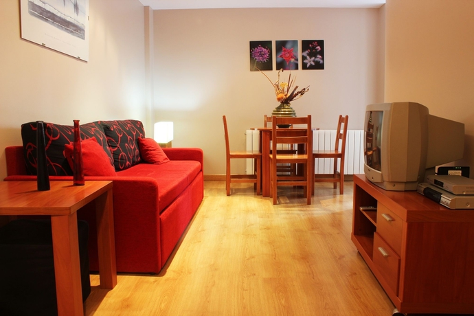 Imagen de los interiores del Apartamentos Altuzarra. Foto 15