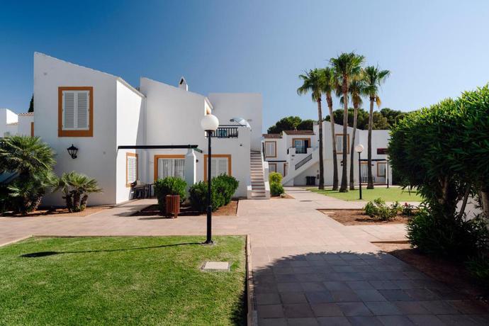 Imagen general del Apartamentos Aluasun Lago Park. Foto 2