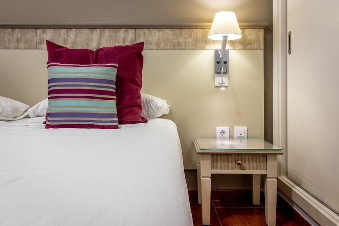 Imagen de la habitación del Apartamentos Amadores Beach. Foto 2