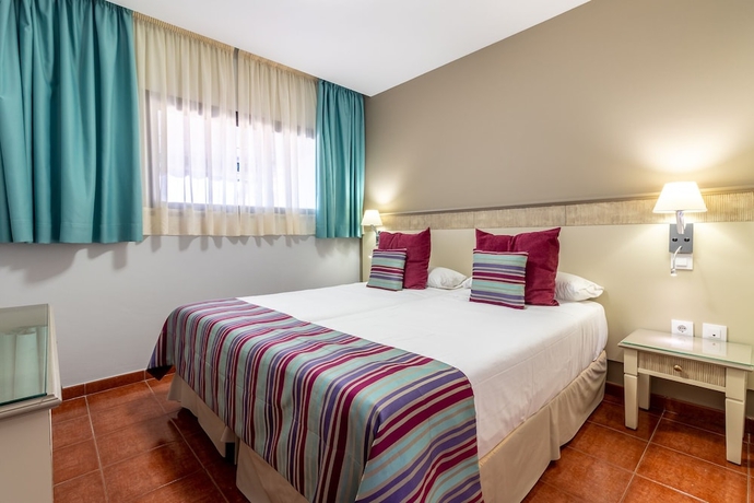 Imagen de la habitación del Apartamentos Amadores Beach. Foto 10