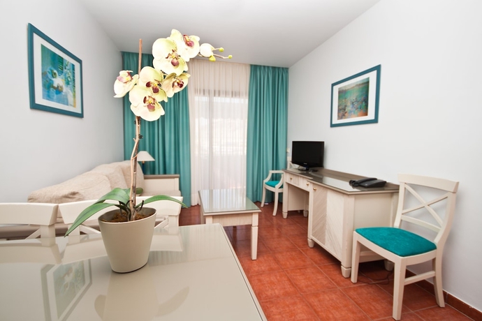 Imagen de la habitación del Apartamentos Amadores Beach. Foto 15
