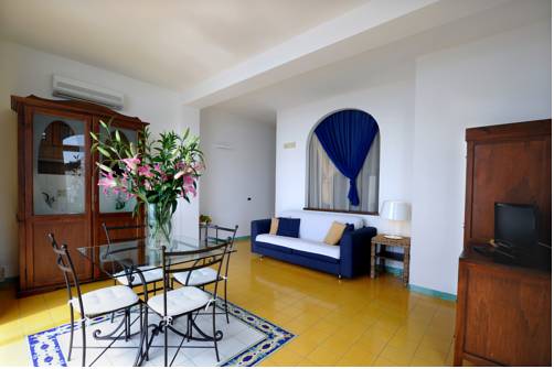 Imagen de la habitación del Apartamentos Amalfi Residence. Foto 11