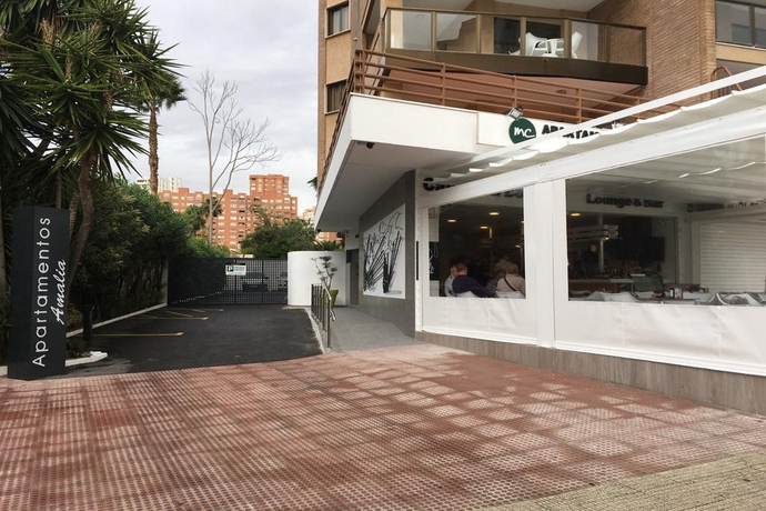 Imagen general del Apartamentos Amalia, Benidorm Centro. Foto 7
