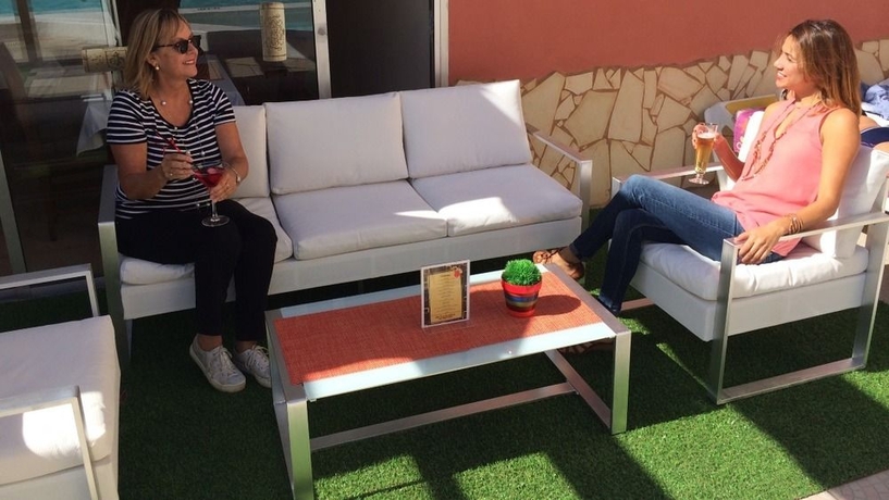 Imagen de la piscina del Apartamentos Amazonas, Playa del Inglés. Foto 13