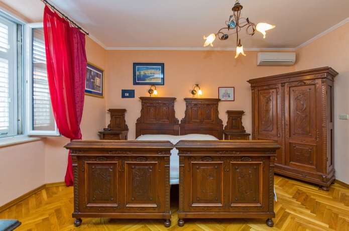 Imagen de la habitación del Apartamentos Amoret. Foto 7