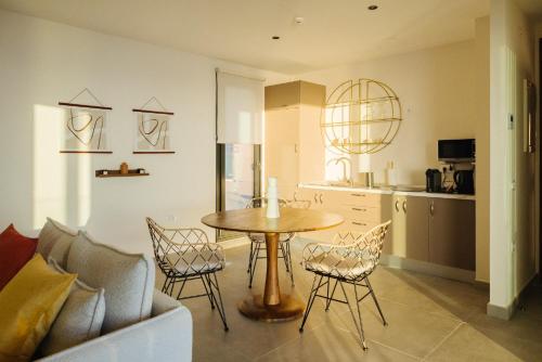 Imagen de la habitación del Apartamentos Anamcara Suites. Foto 17